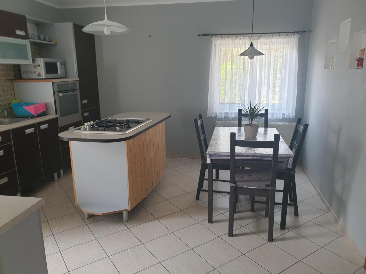 Apartament Pod Sosnami 1 Noclegi Otw Borowno Wlk Skarszewy Eksteriør billede